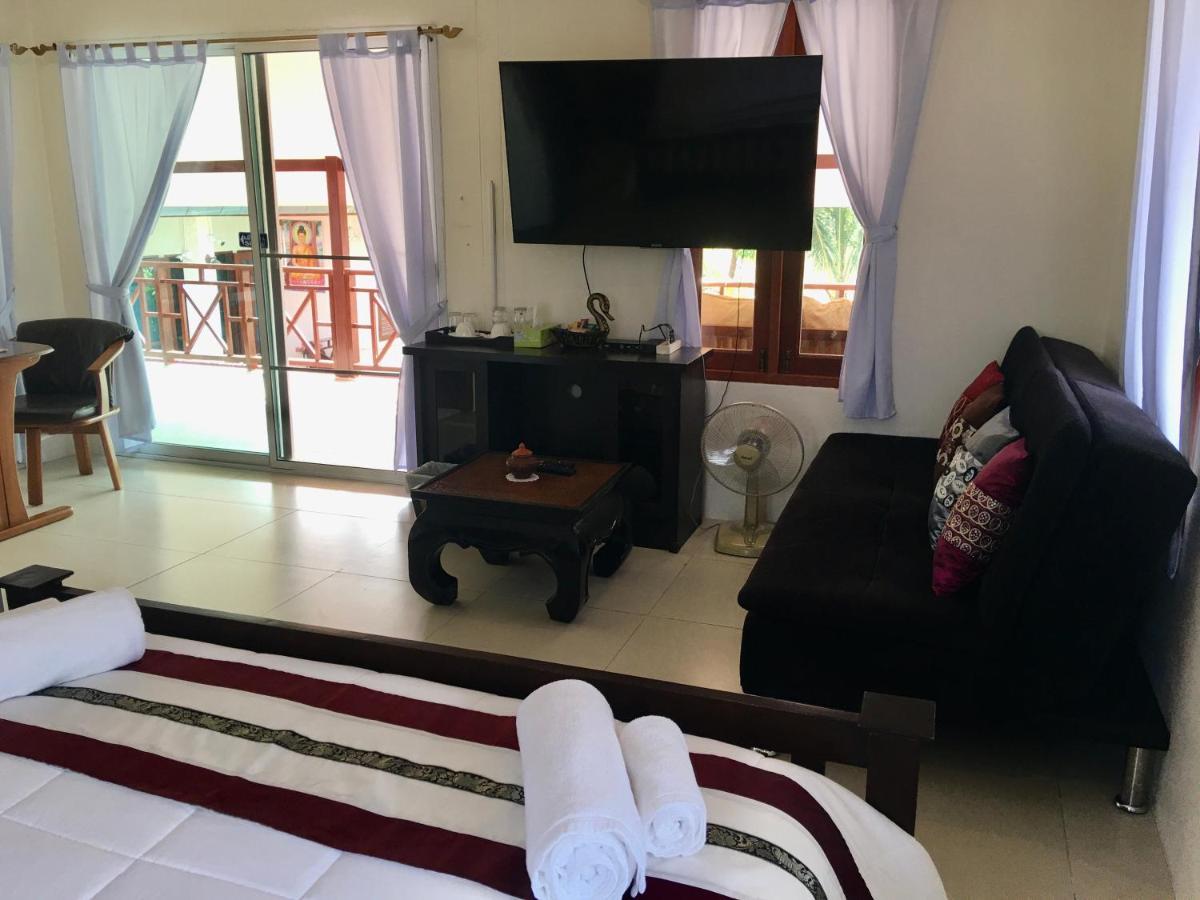 Naraya Homestay สันป่าตอง ภายนอก รูปภาพ