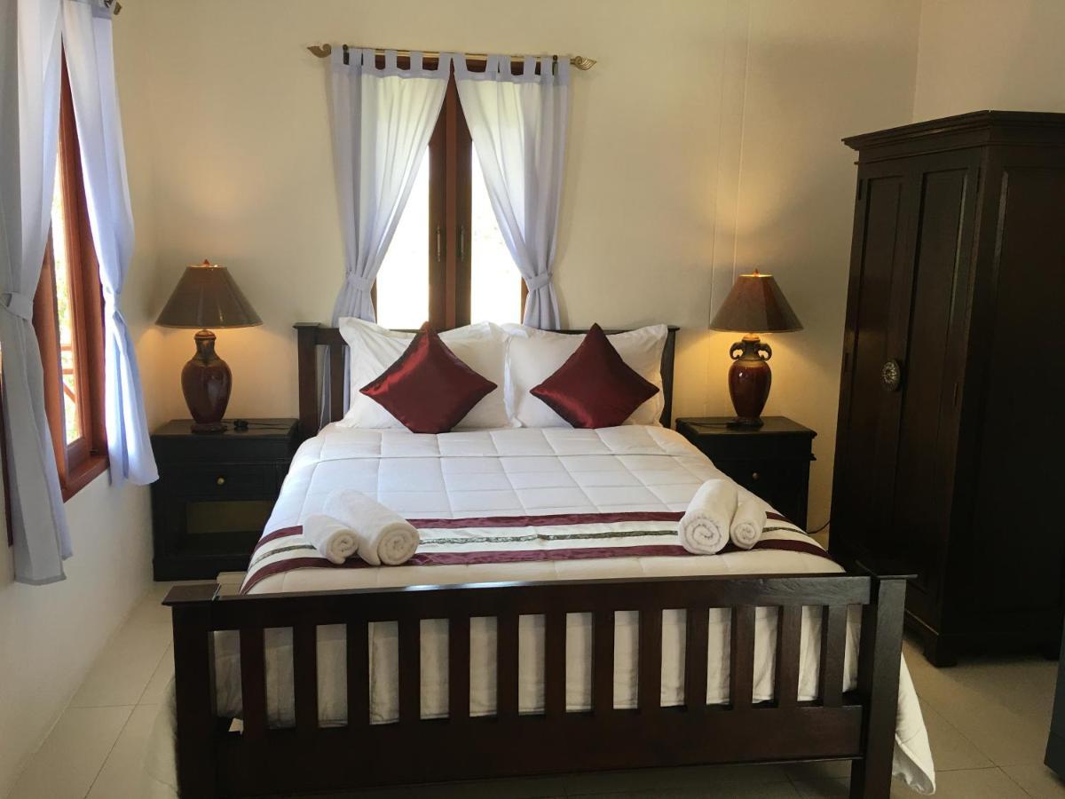 Naraya Homestay สันป่าตอง ภายนอก รูปภาพ