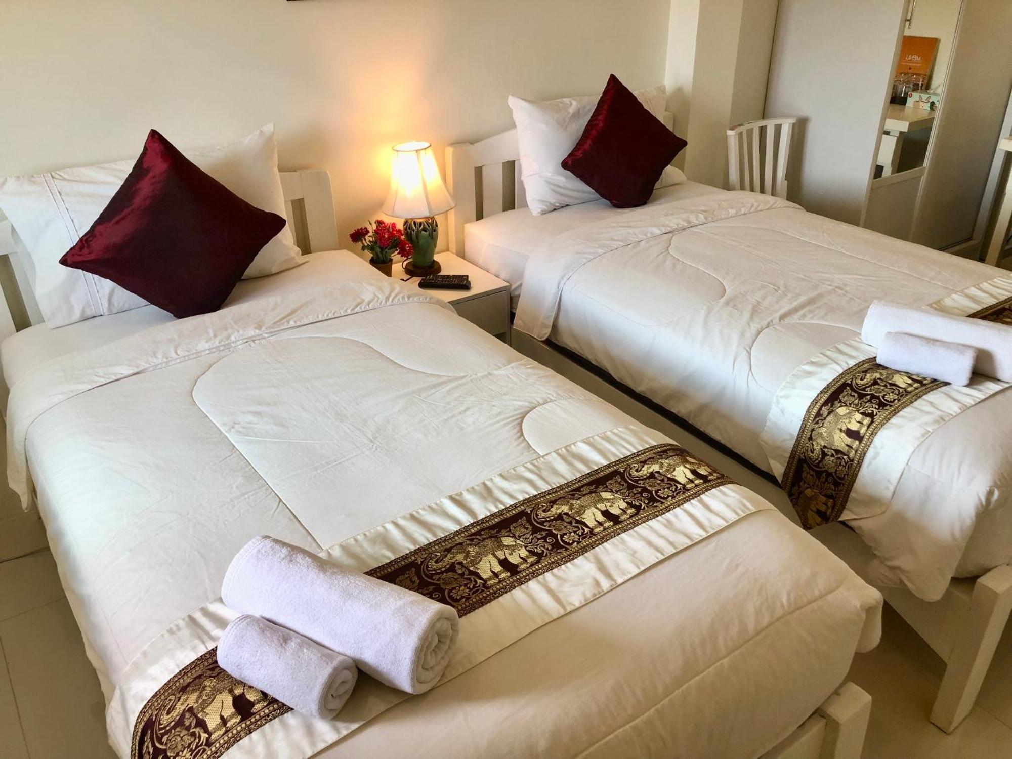 Naraya Homestay สันป่าตอง ภายนอก รูปภาพ