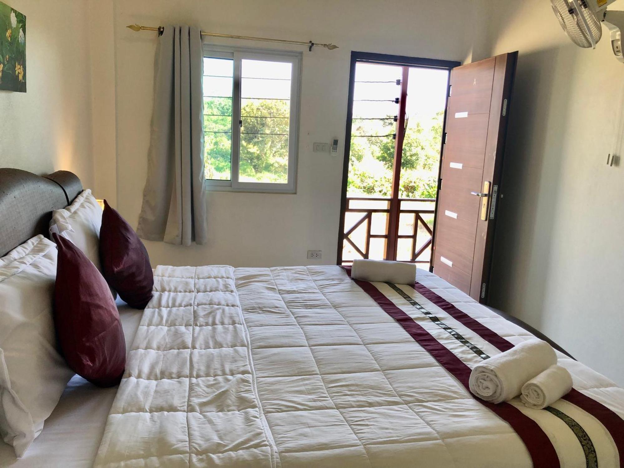 Naraya Homestay สันป่าตอง ภายนอก รูปภาพ