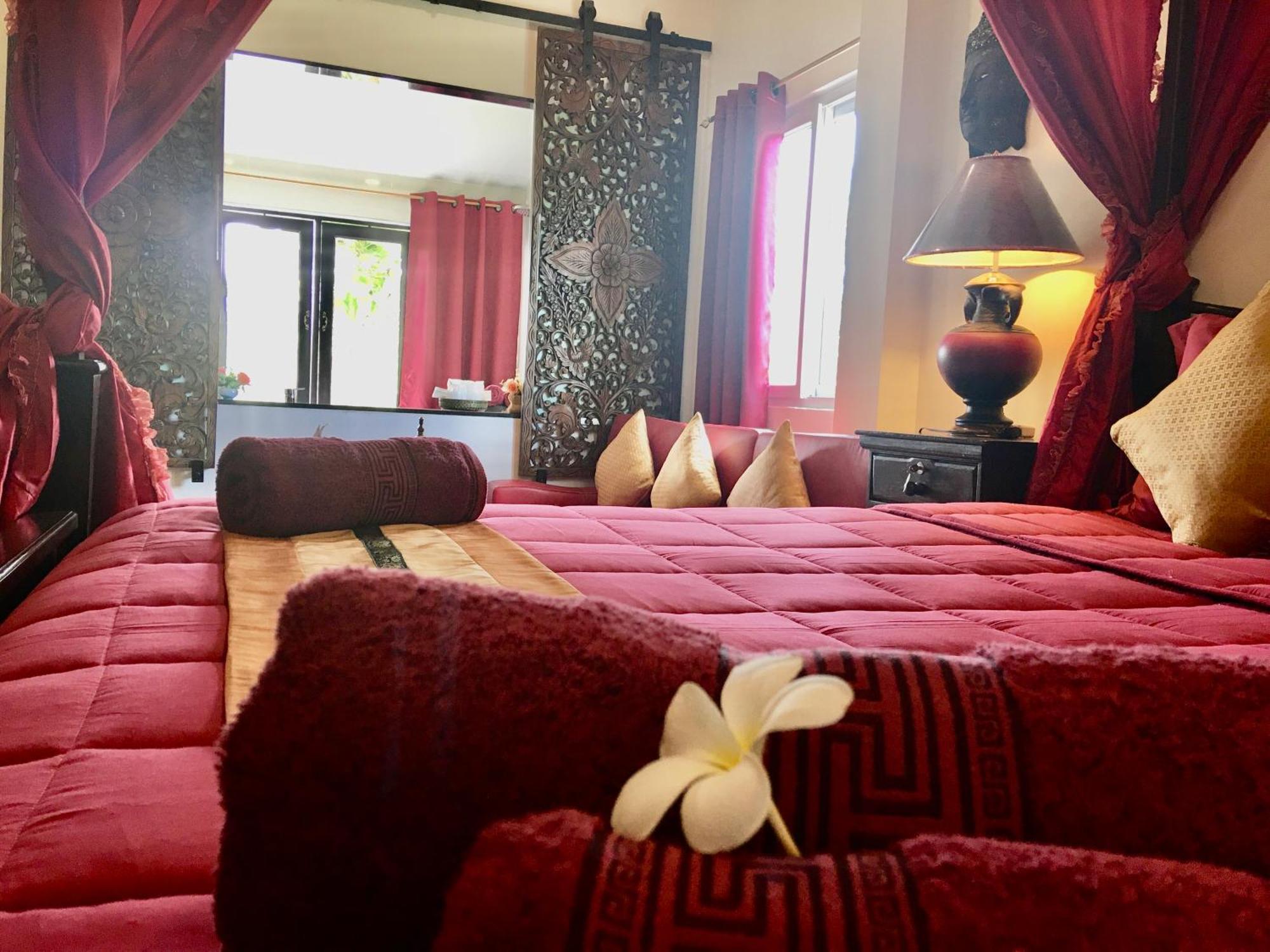 Naraya Homestay สันป่าตอง ภายนอก รูปภาพ