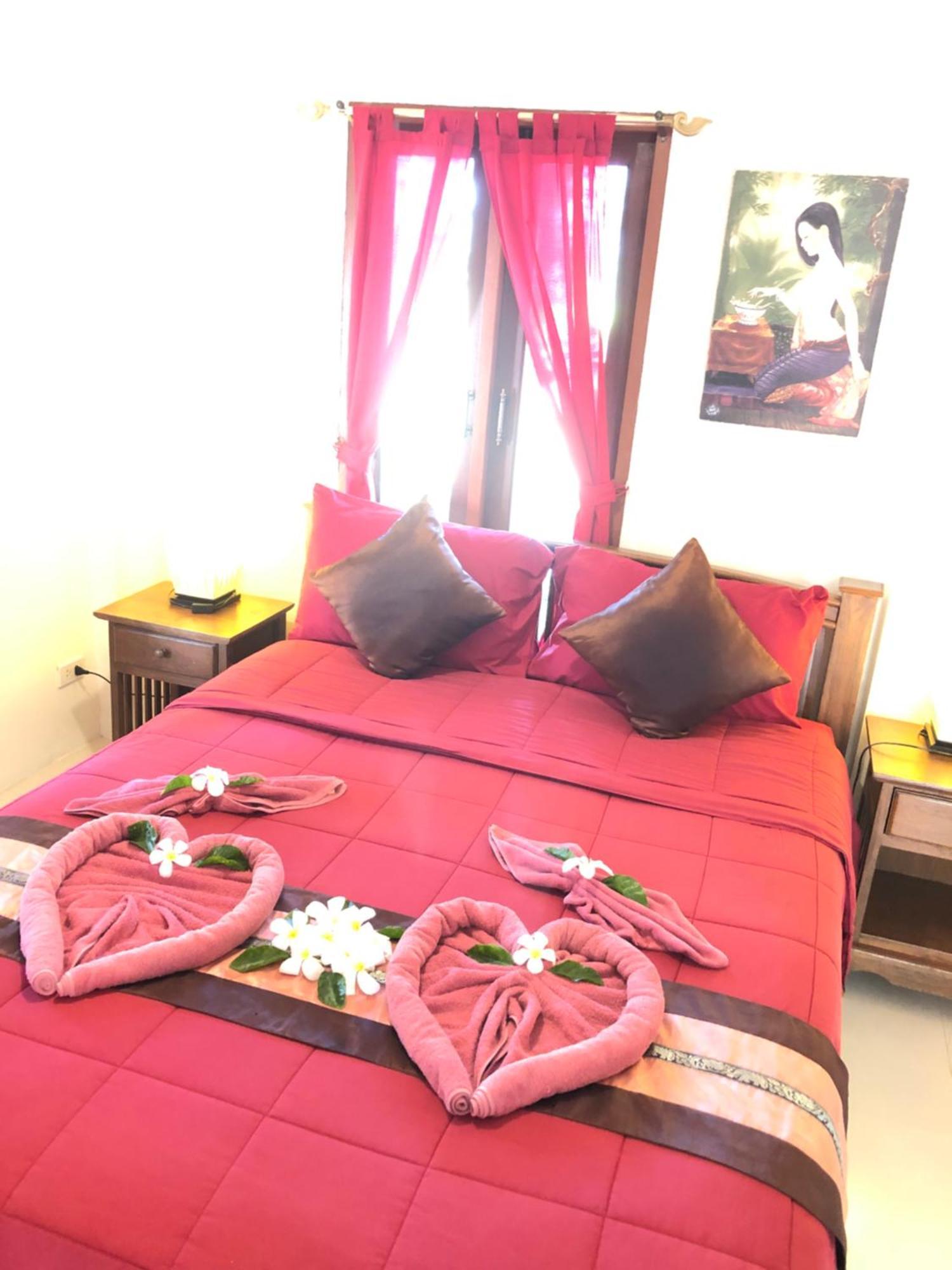 Naraya Homestay สันป่าตอง ภายนอก รูปภาพ